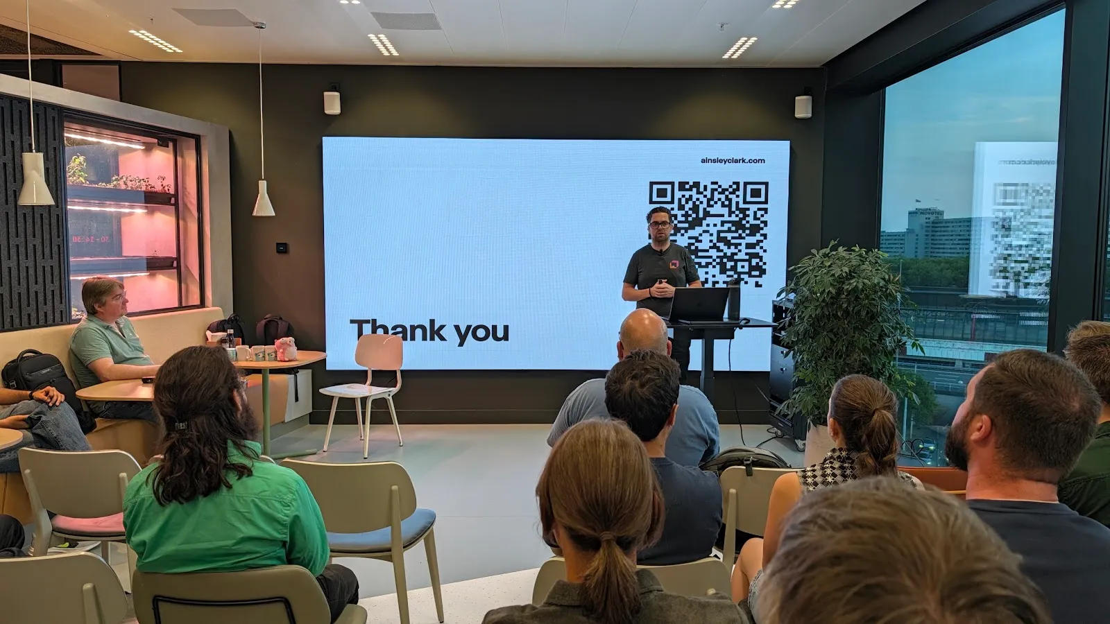 Go Amsterdam meetup - Ainsley Clark on staying passionate in tech (photo 3)