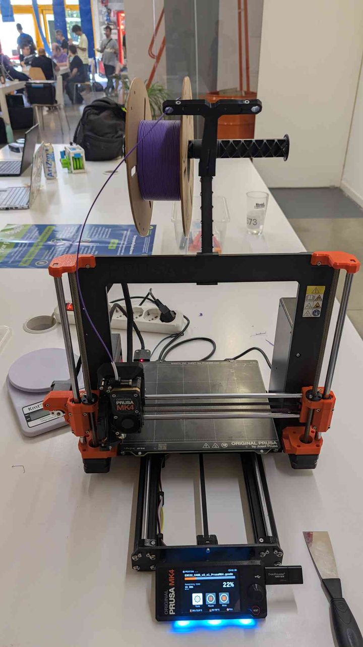 Prusa MK4 with purple filament mid-print — 22% done at 280°C/100°C, DroiTraveler USB stick plugged in