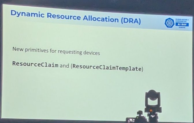 A slide titled Dynamic Resource Allocation introducing ResourceClaim and ResourceClaimTemplate as new primitives for requesting devices