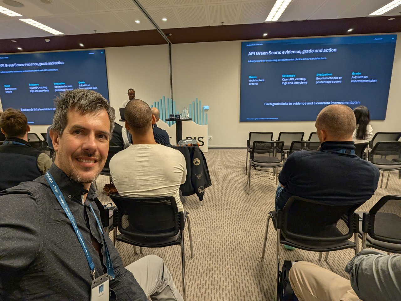 API Green Score: evidence, grade and action