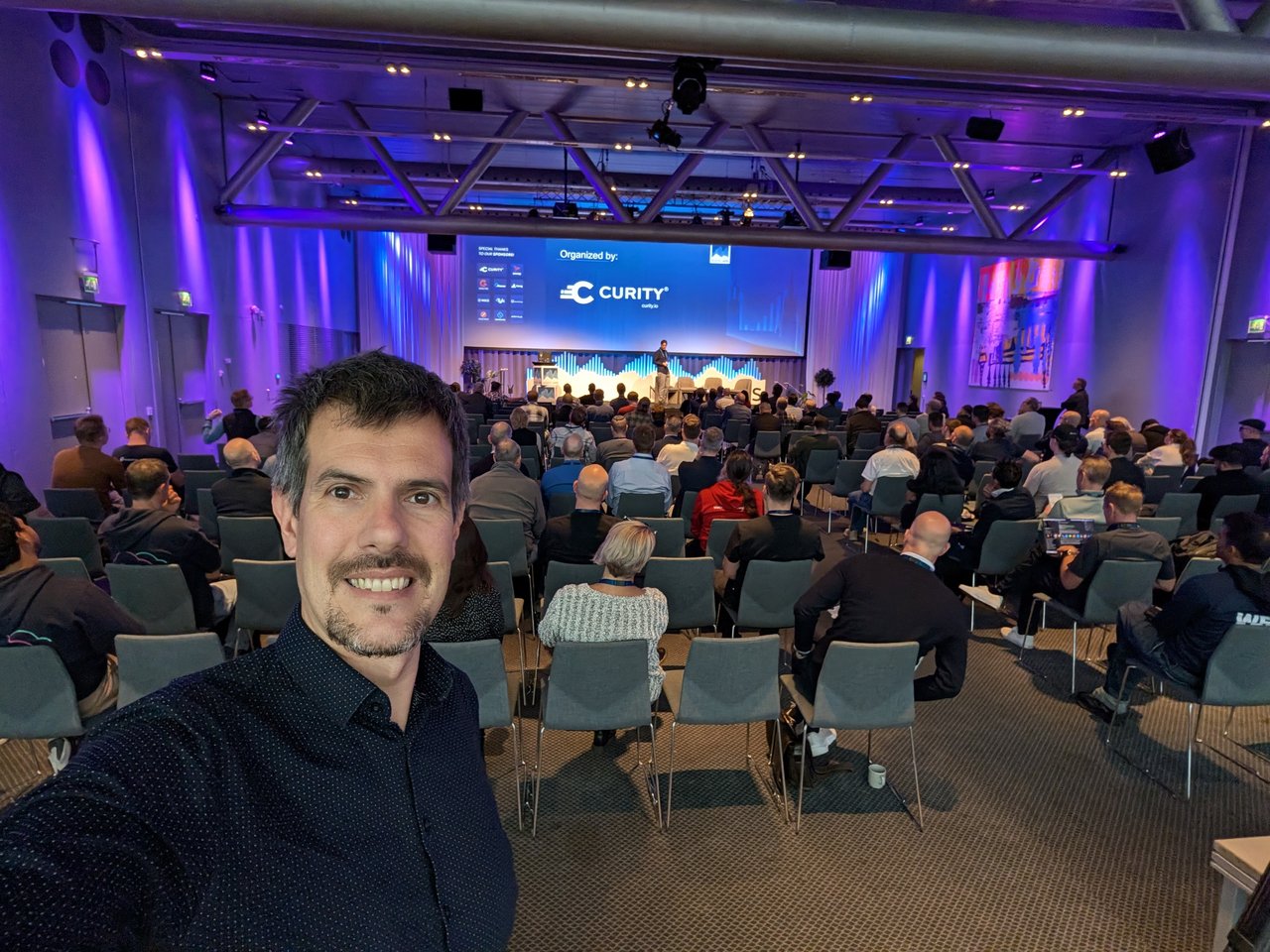 Luca Berton in a full Bankettsalen at the end of Nordic APIs Summit 2026