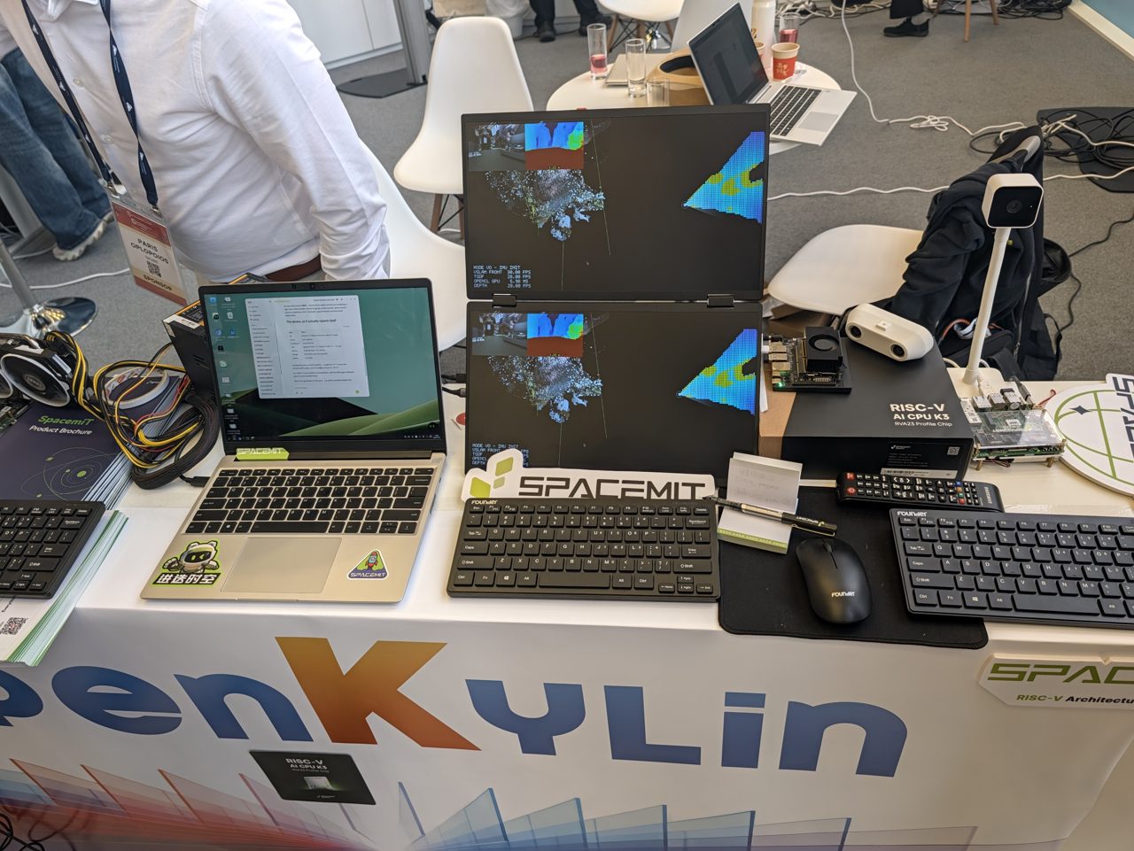 The openKylin booth with RISC-V hardware on display