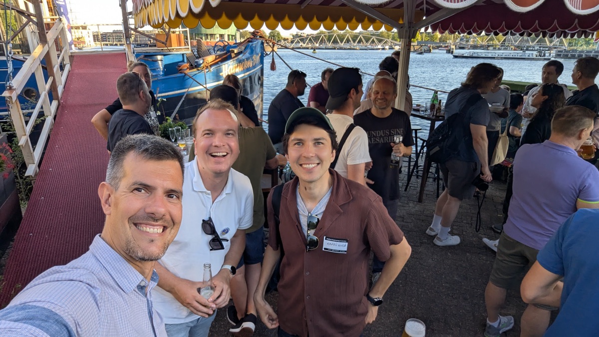 Networking with fellow Platform Engineering Amsterdam attendees at Hannekes Boot