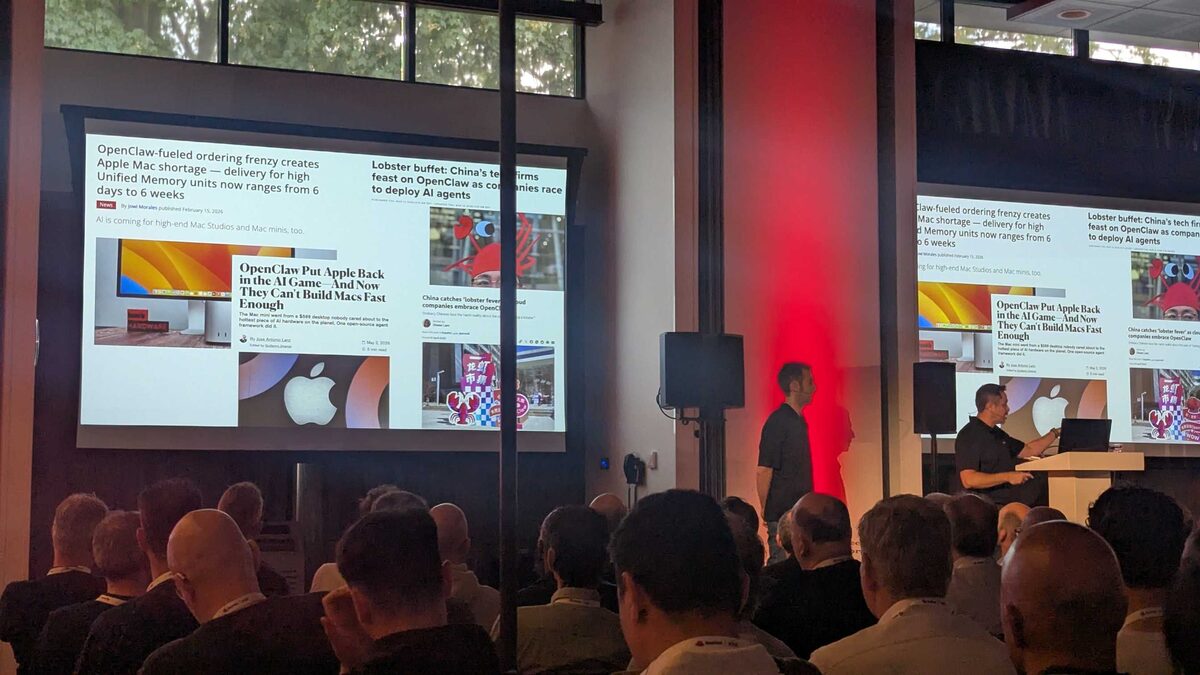 Red Hat 2015 containers keynote demo — nostalgia slide