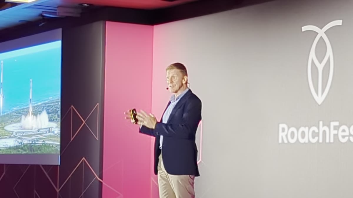 Major Tim Peake discussing the commercialization of space at RoachFest London 2026