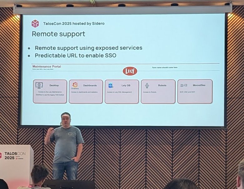 Remote support slide with a Lely maintenance portal mock-up offering Desktop, Grafana dashboards, Lely DB, Robots and Moovefiles tiles