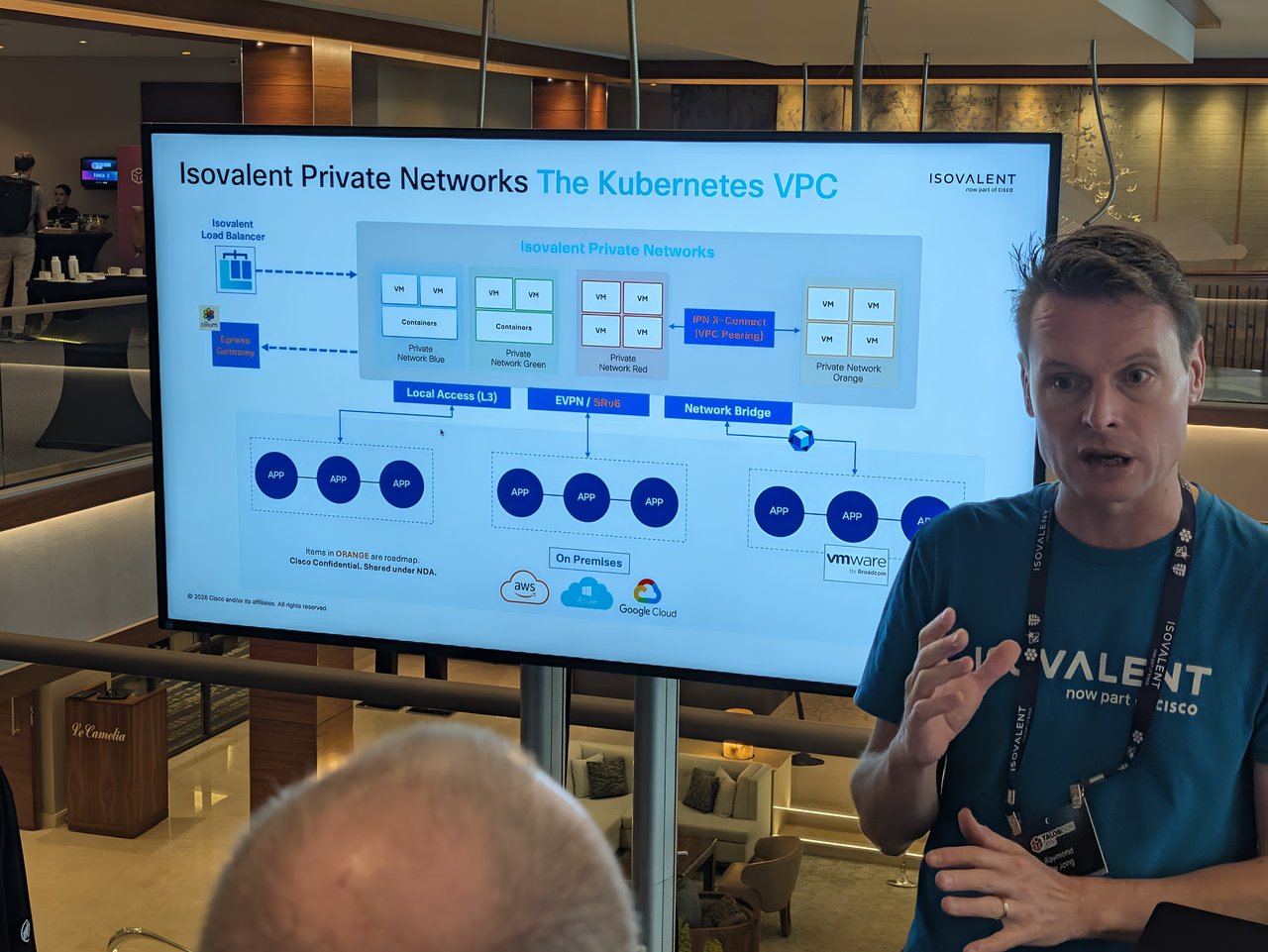 Raymond de Jong presenting Isovalent Private Networks, the Kubernetes VPC