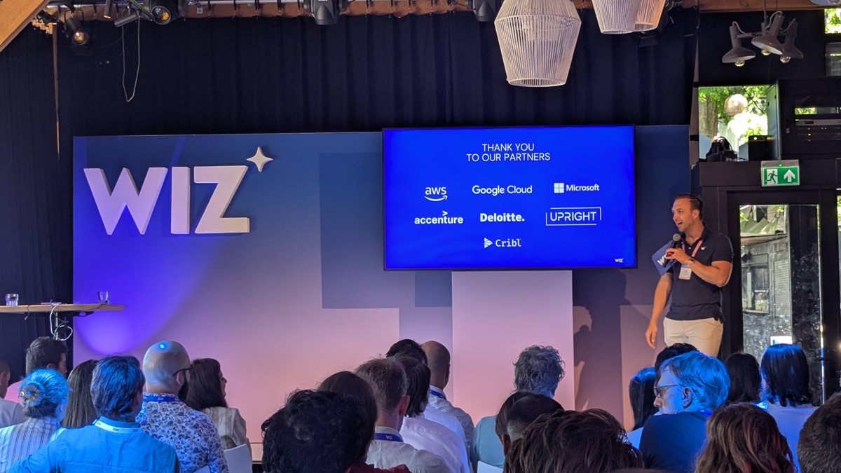 Thank you to our partners slide at Wiz Club Amsterdam 2026 featuring AWS, Google Cloud, Microsoft, Accenture, Deloitte, UPRIGHT, and Cribl